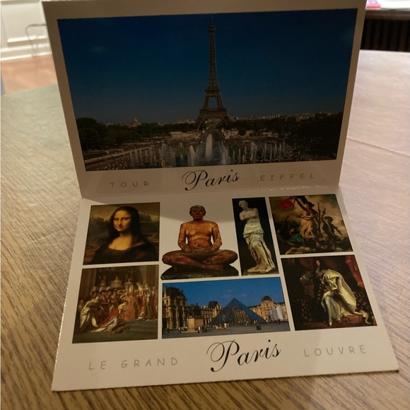 Souvenir Postcard Book-Paris Ville Lumiere 18 UNUSED Cards. Collectible & NEW. - Picture 9 of 14